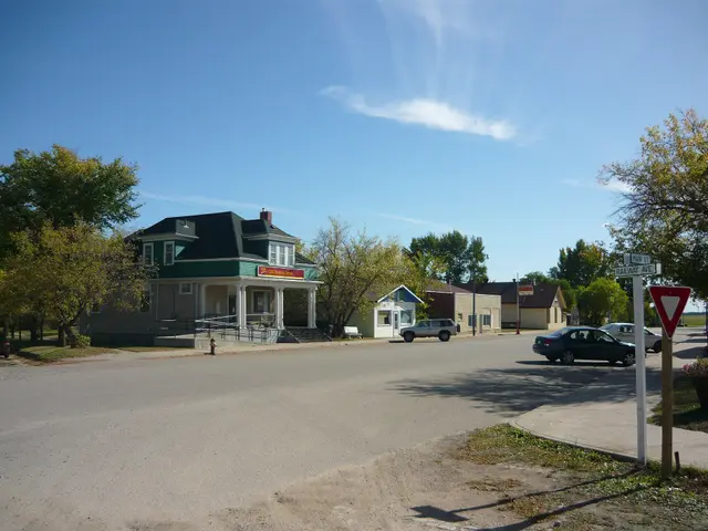 Main Street and Railway Avenue intersection